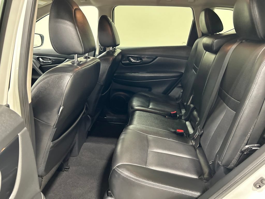 Used 2019 Nissan Rogue SL AWD/4WD image 26