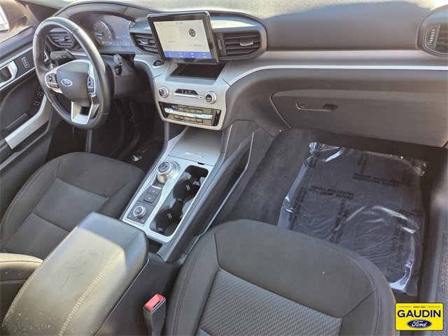 Certified 2022 Ford Explorer XLT w/ Class IV Trailer Tow Package image 17