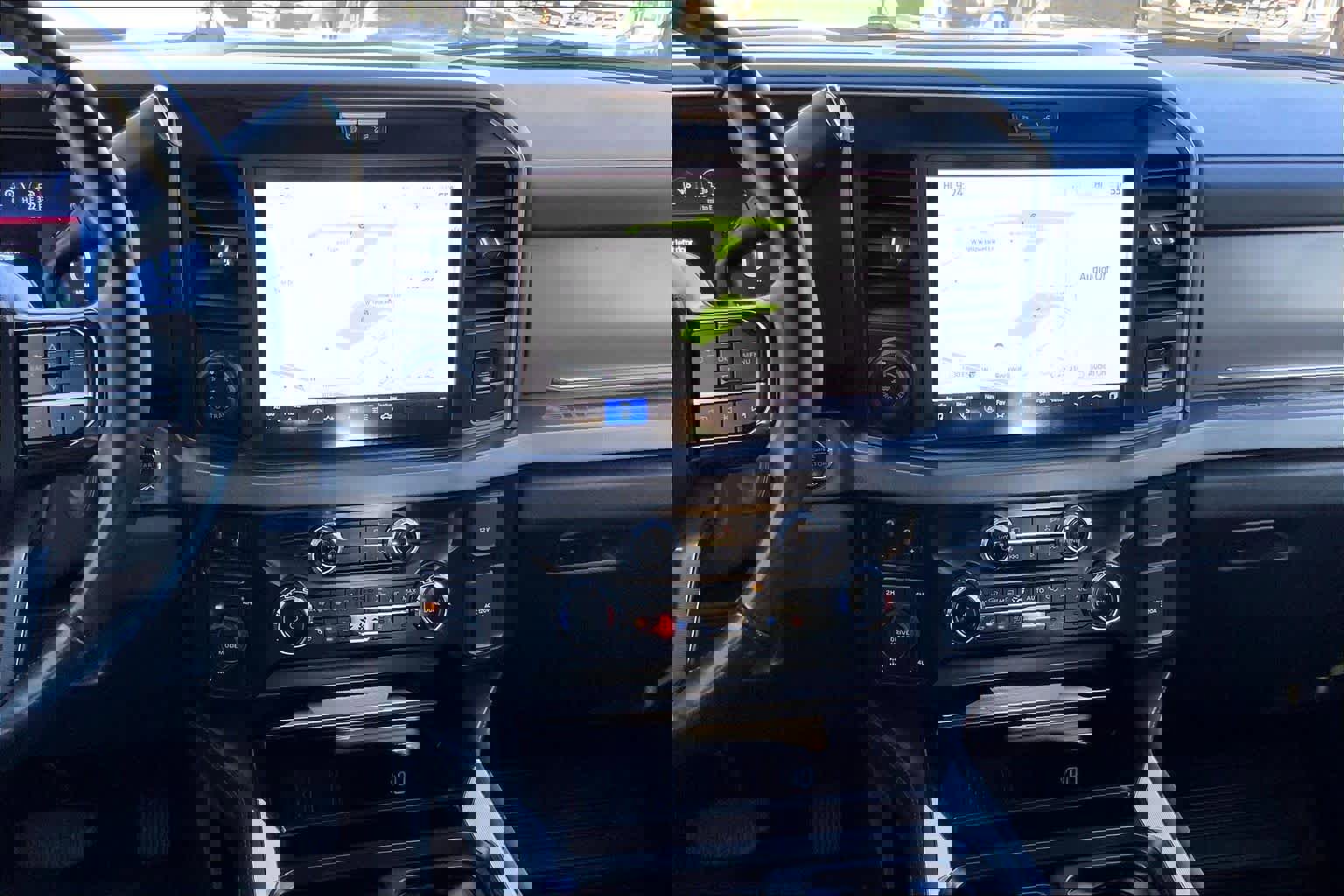 Certified 2025 Ford F250 Platinum image 9