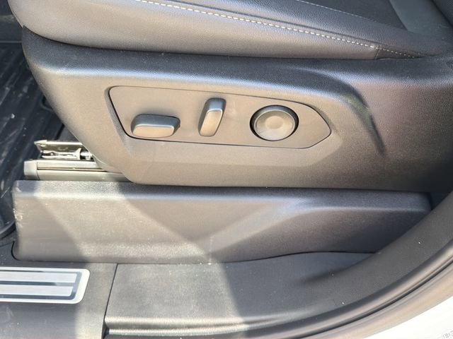 Used 2024 Chevrolet Silverado 2500 LTZ w/ LTZ Plus Package image 22