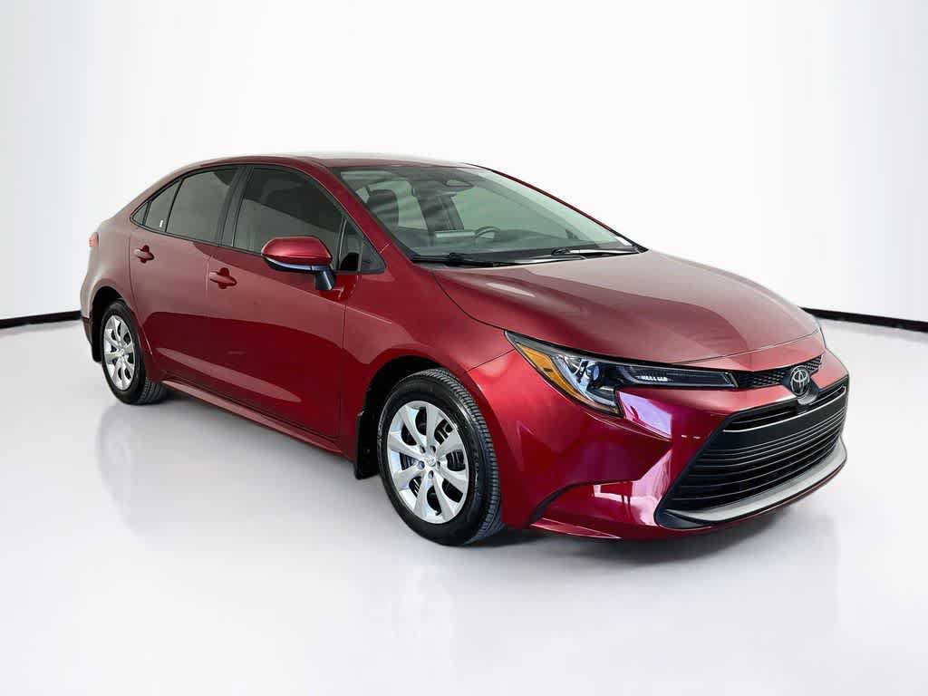 Used 2026 Toyota Corolla LE FWD image 23