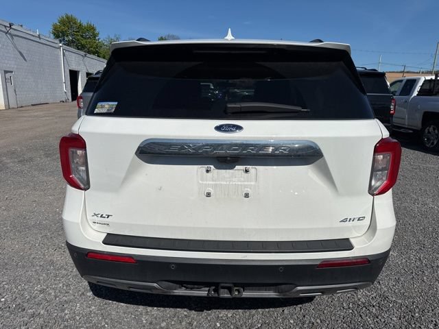 Certified 2023 Ford Explorer XLT w/ Equipment Group 202A AWD/4WD image 7