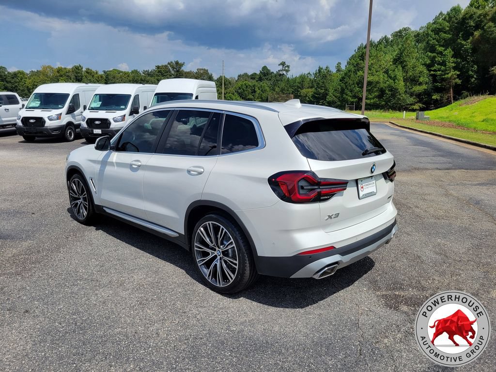 Used 2024 BMW X3 sDrive30i w/ Convenience Package RWD image 3