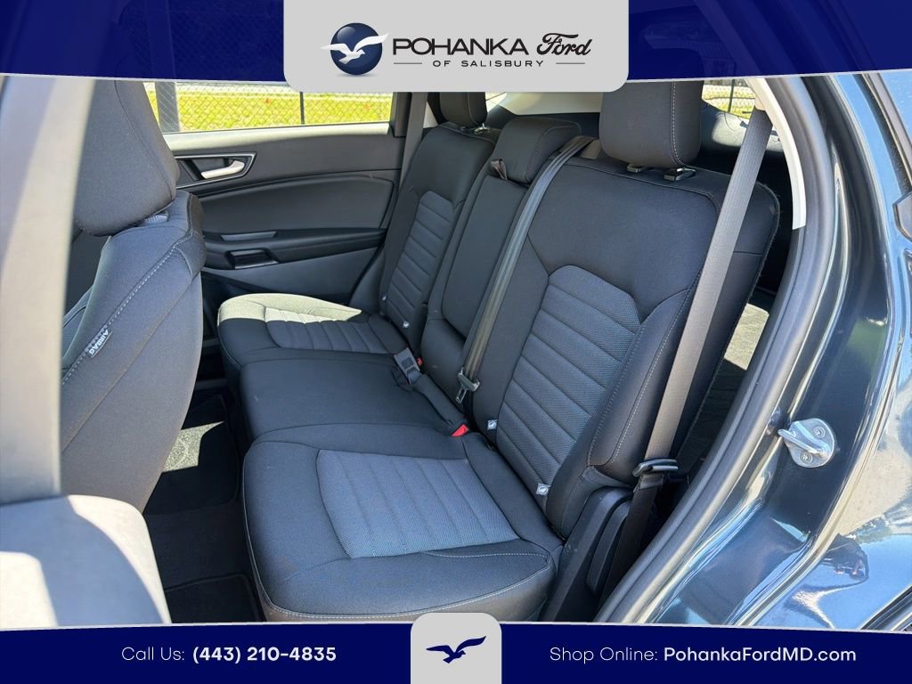 Certified 2024 Ford Edge SE w/ Black Appearance Package AWD/4WD image 19