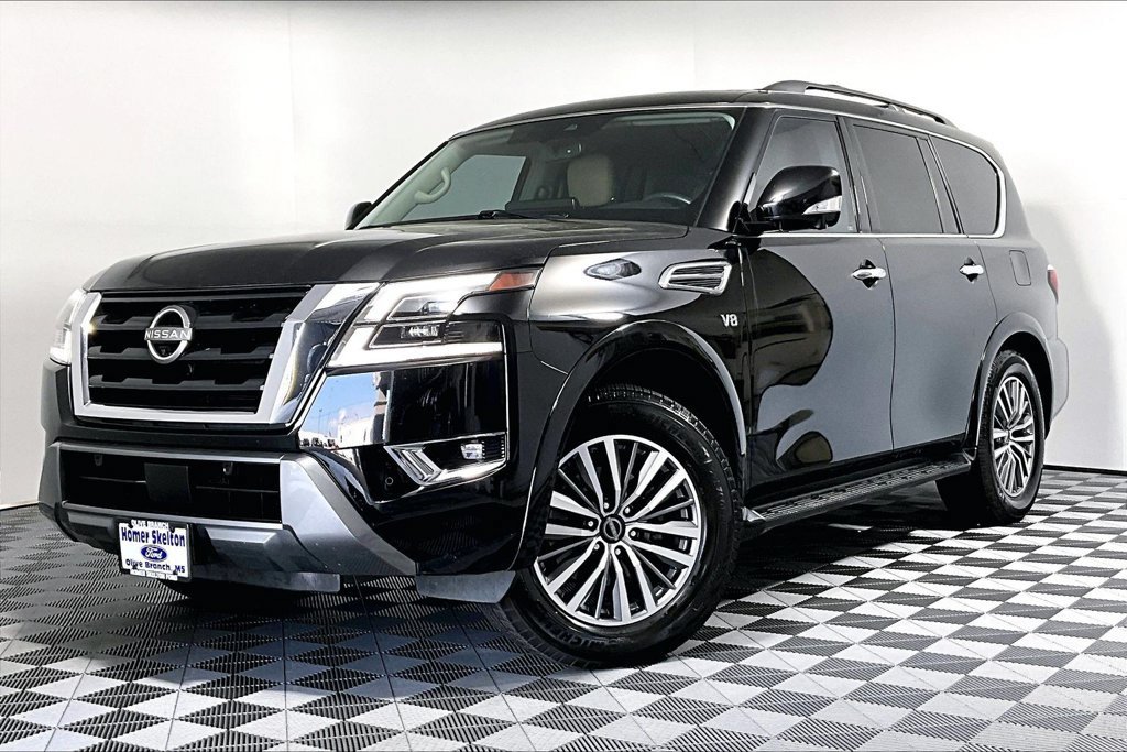 Used 2021 Nissan Armada SL w/ Captain's Chairs Package RWD image 2