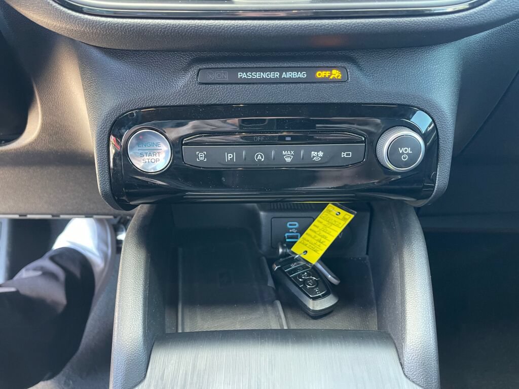Certified 2023 Ford Escape ST-Line Elite w/ Premium Technology Package AWD/4WD image 13