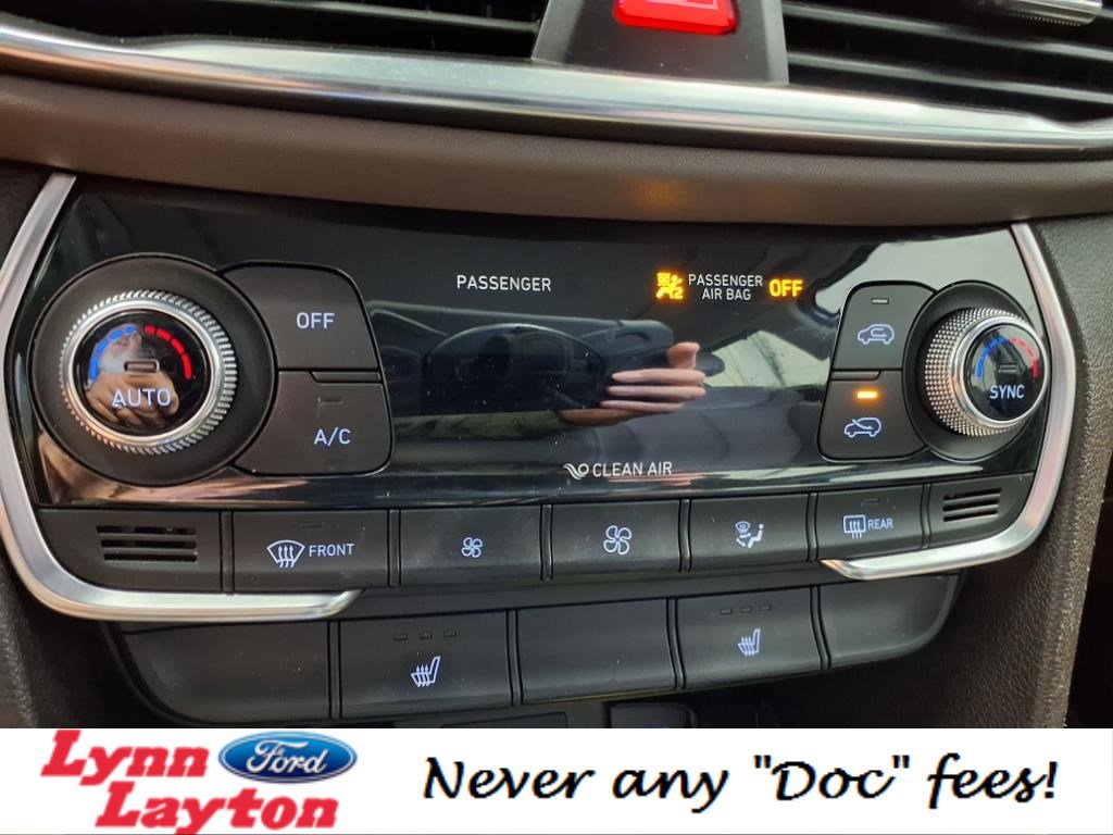 Used 2019 Hyundai Santa Fe Limited image 23