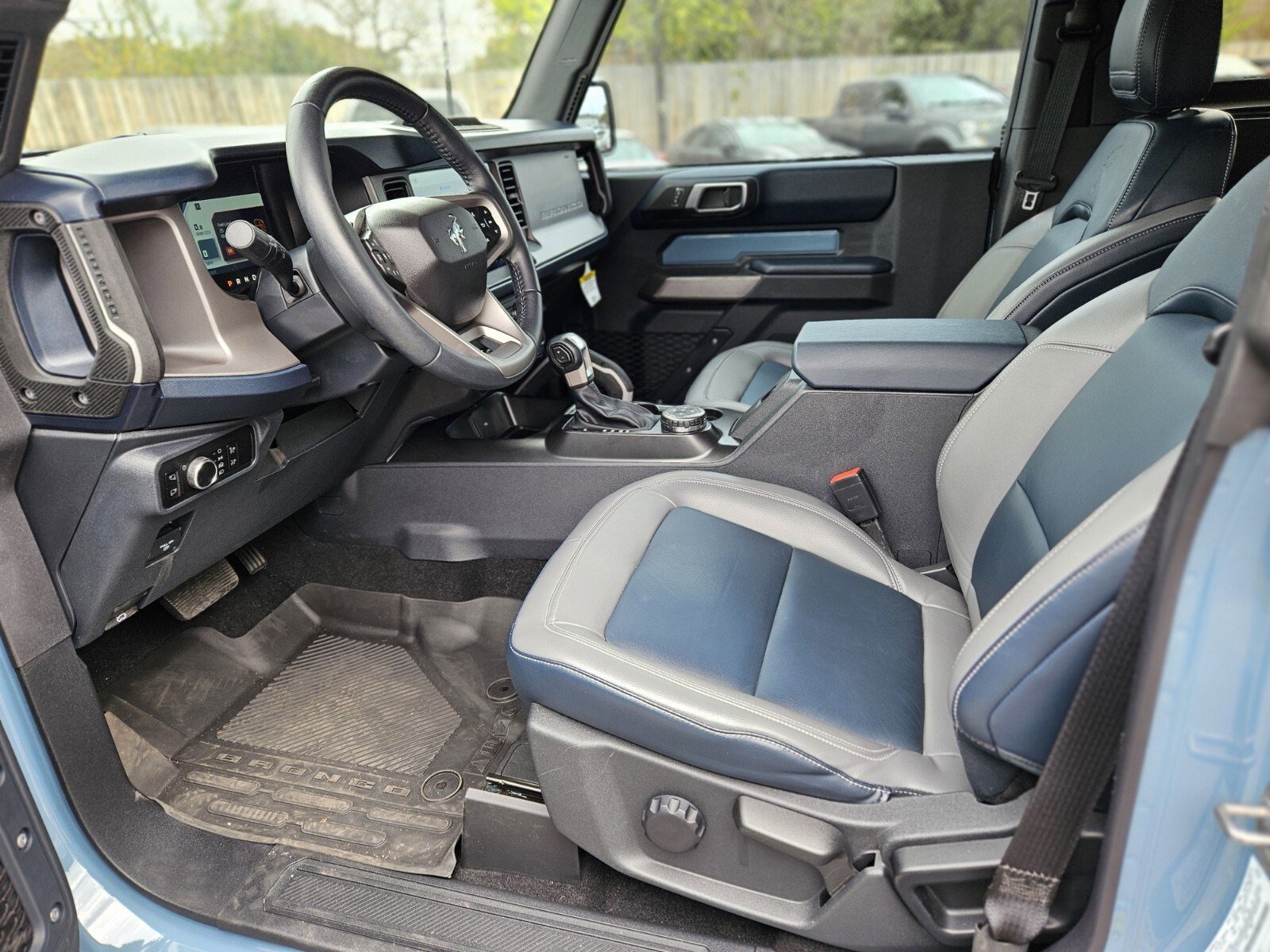 Certified 2023 Ford Bronco Outer Banks w/ Sasquatch Package image 15