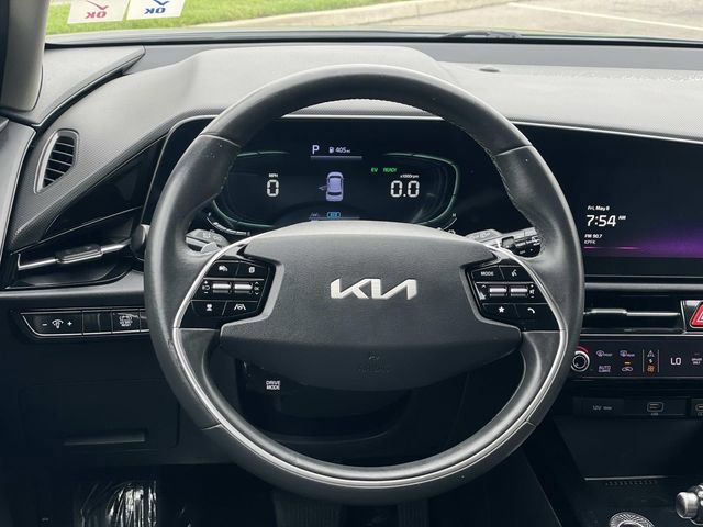 Used 2023 Kia Niro EX FWD image 9