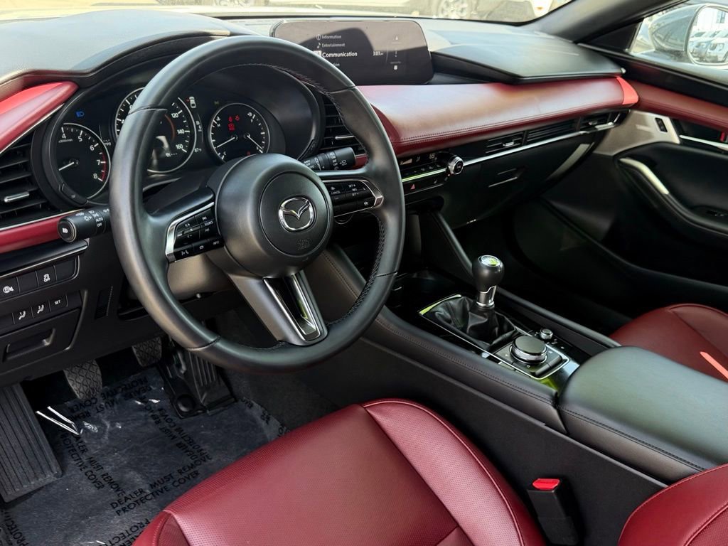 Used 2025 MAZDA MAZDA3 2.5 S Hatchback w/ Premium Pkg FWD image 28
