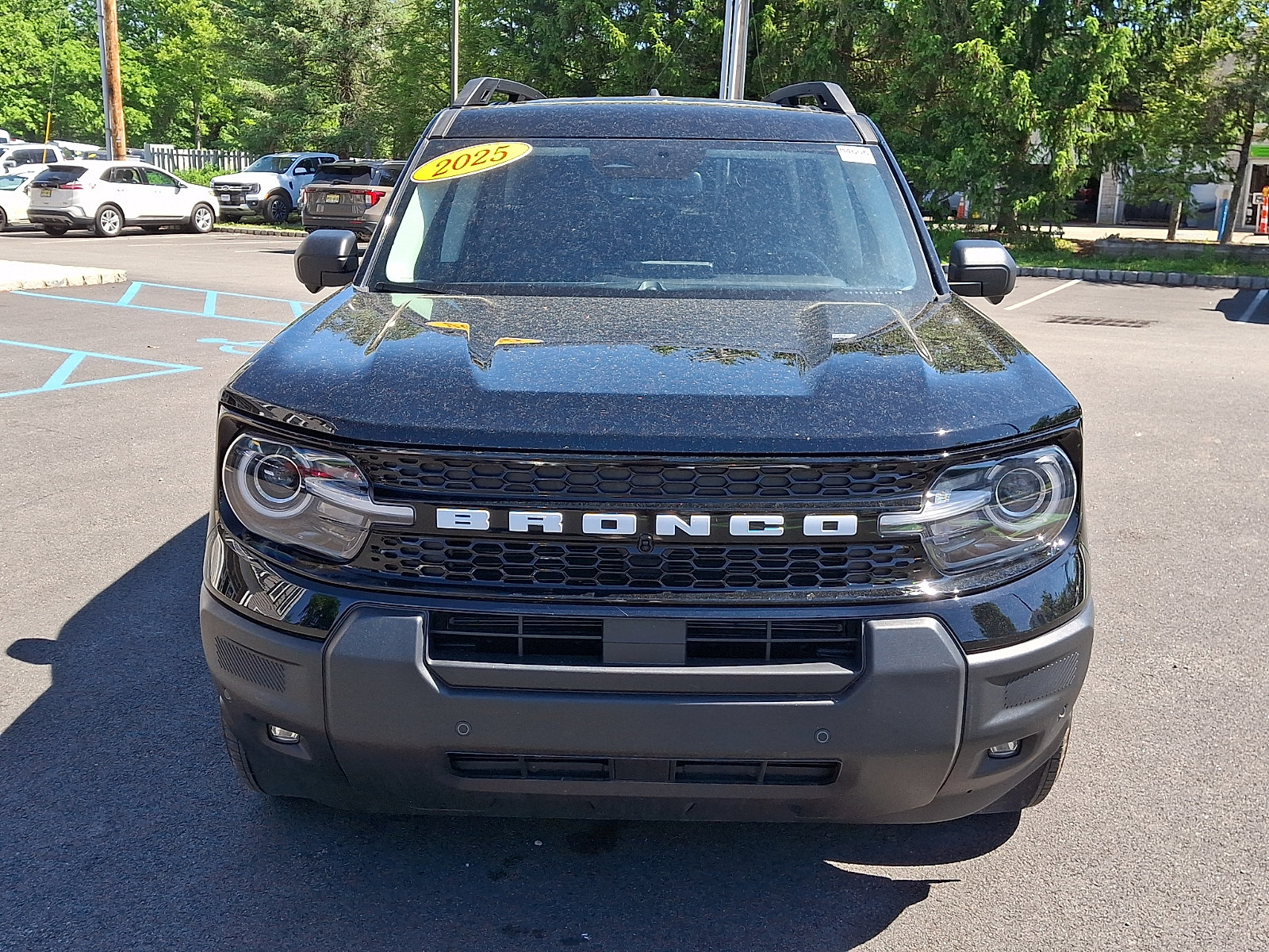 Certified 2025 Ford Bronco Sport Outer Banks w/ Outer Banks Tech Package+ AWD/4WD image 2