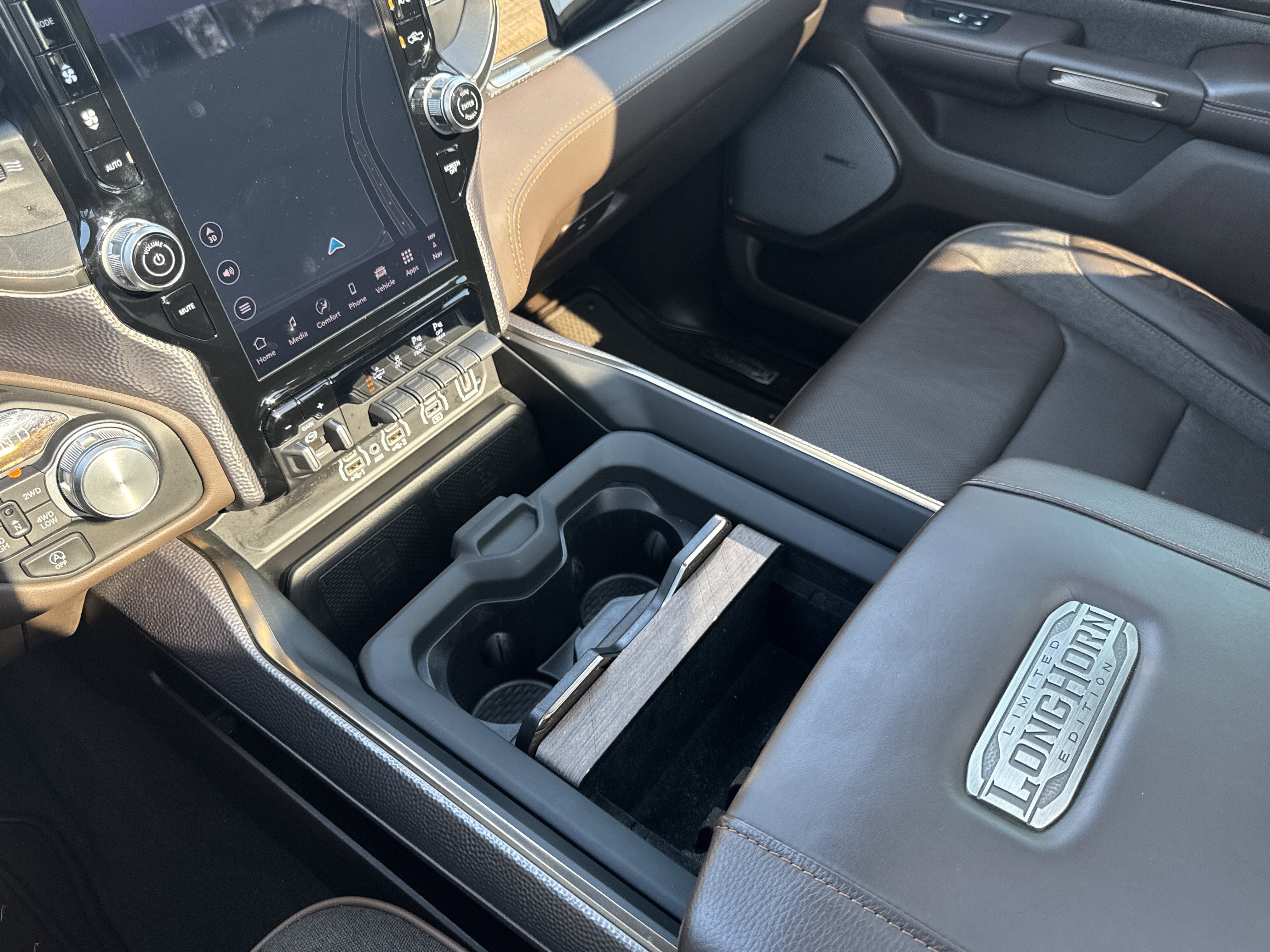 Used 2025 RAM 1500 Limited image 32