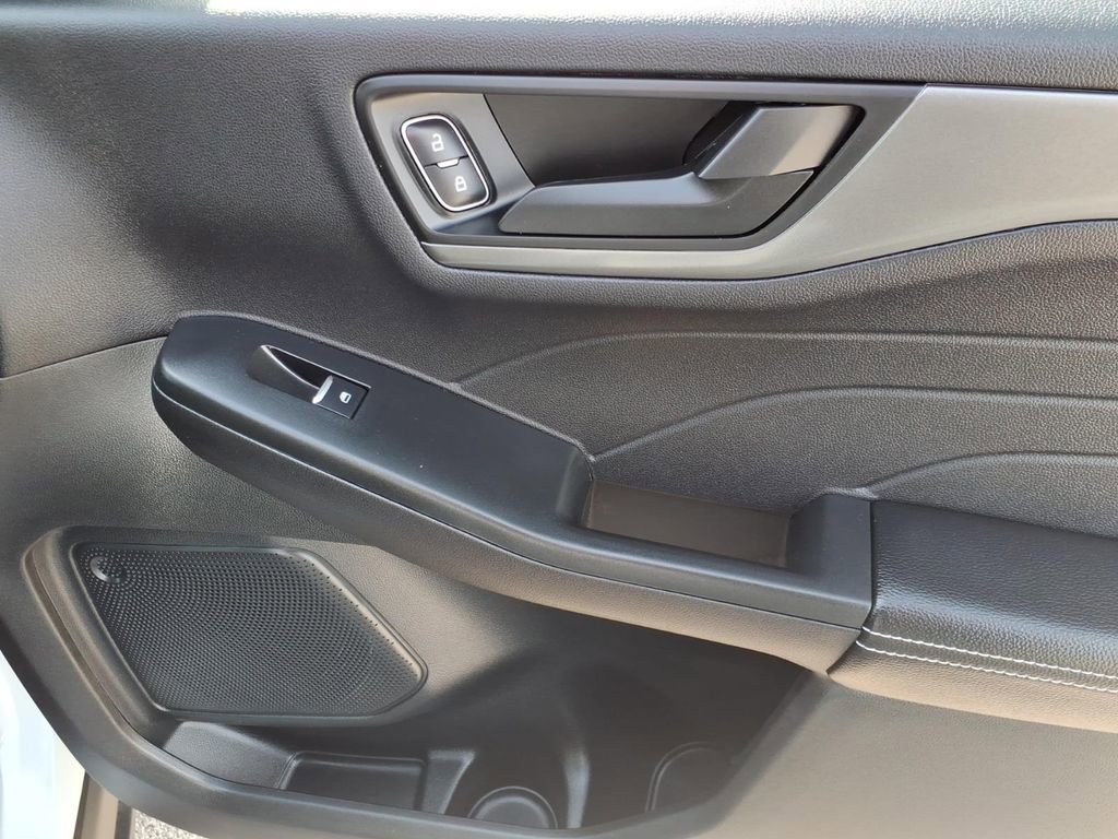 Certified 2025 Ford Escape Active FWD image 5
