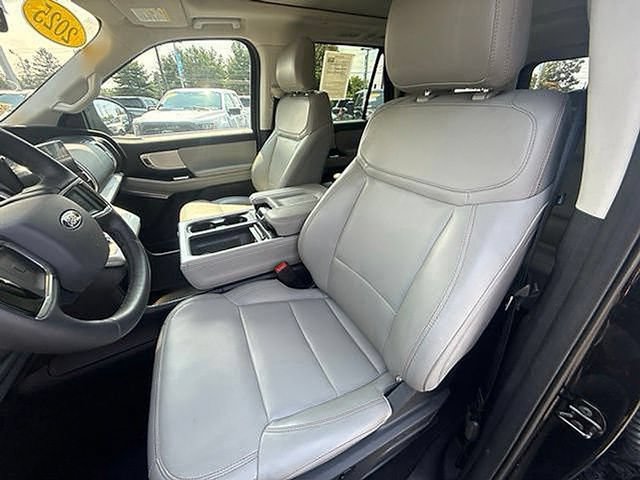 Certified 2025 Ford Expedition Active AWD/4WD image 25