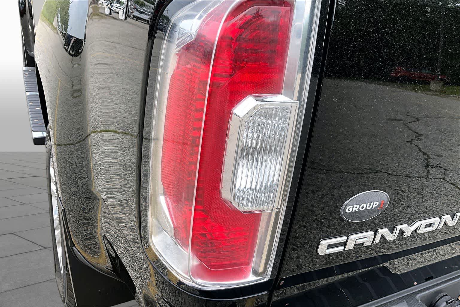 Used 2020 GMC Canyon SLT w/ Driver Alert Package AWD/4WD image 28