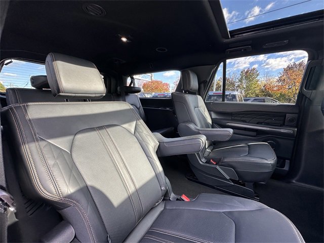 Certified 2024 Ford Expedition Max Platinum image 38