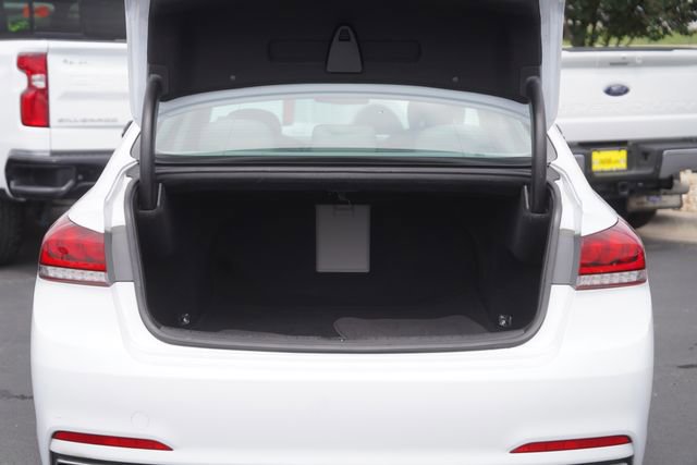 Used 2017 Genesis G80 3.8 RWD image 31