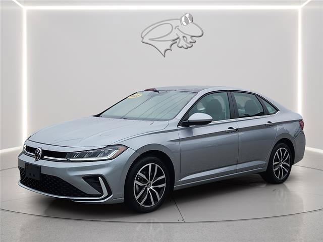 Used 2025 Volkswagen Jetta SE