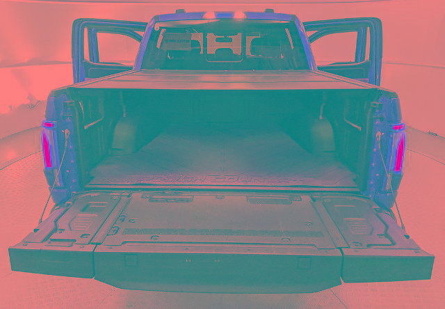 Certified 2025 Ford F150 King Ranch w/ FX4 Off-Road Package AWD/4WD image 18