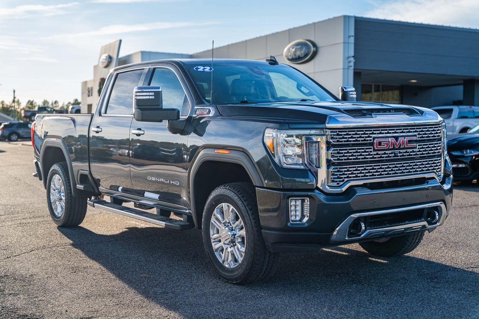 Used 2022 GMC Sierra 2500 Denali image 7