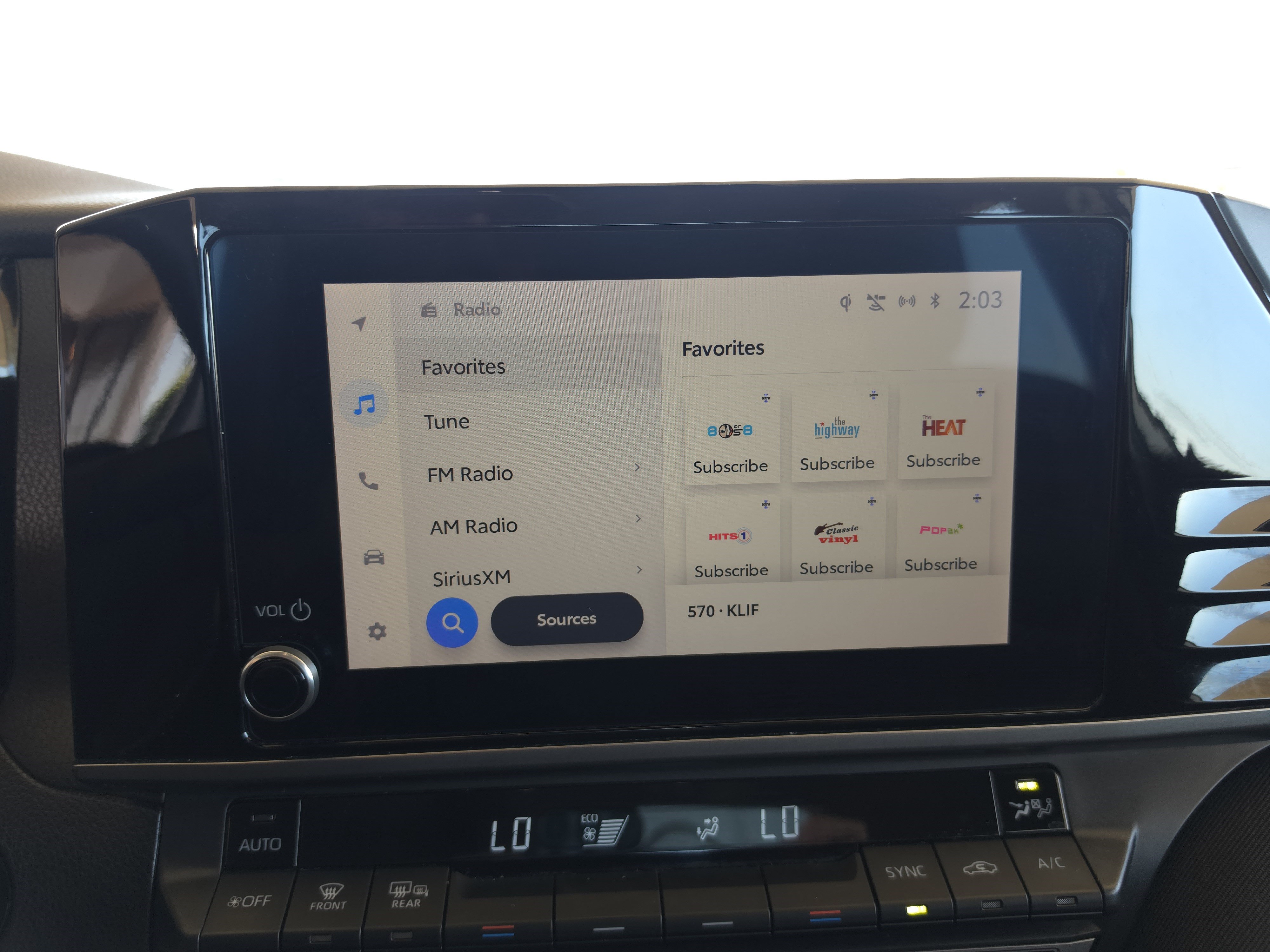 Used 2025 Toyota Camry LE FWD image 18