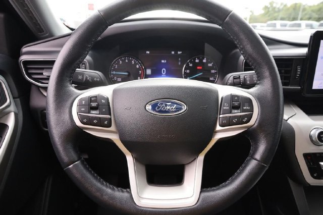 Certified 2023 Ford Explorer XLT w/ Equipment Group 202A AWD/4WD image 12