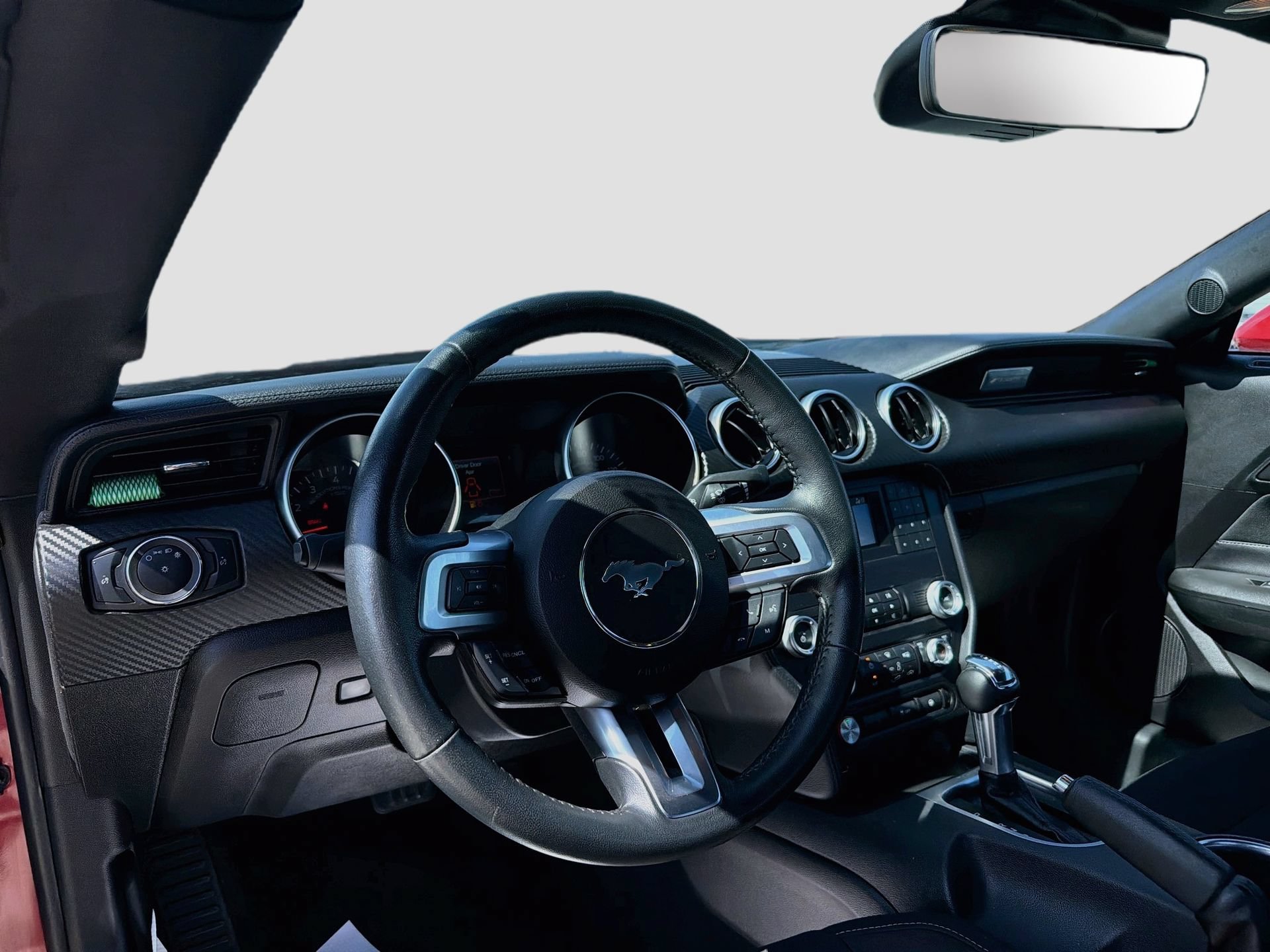 Certified 2023 Ford Mustang Coupe RWD image 9