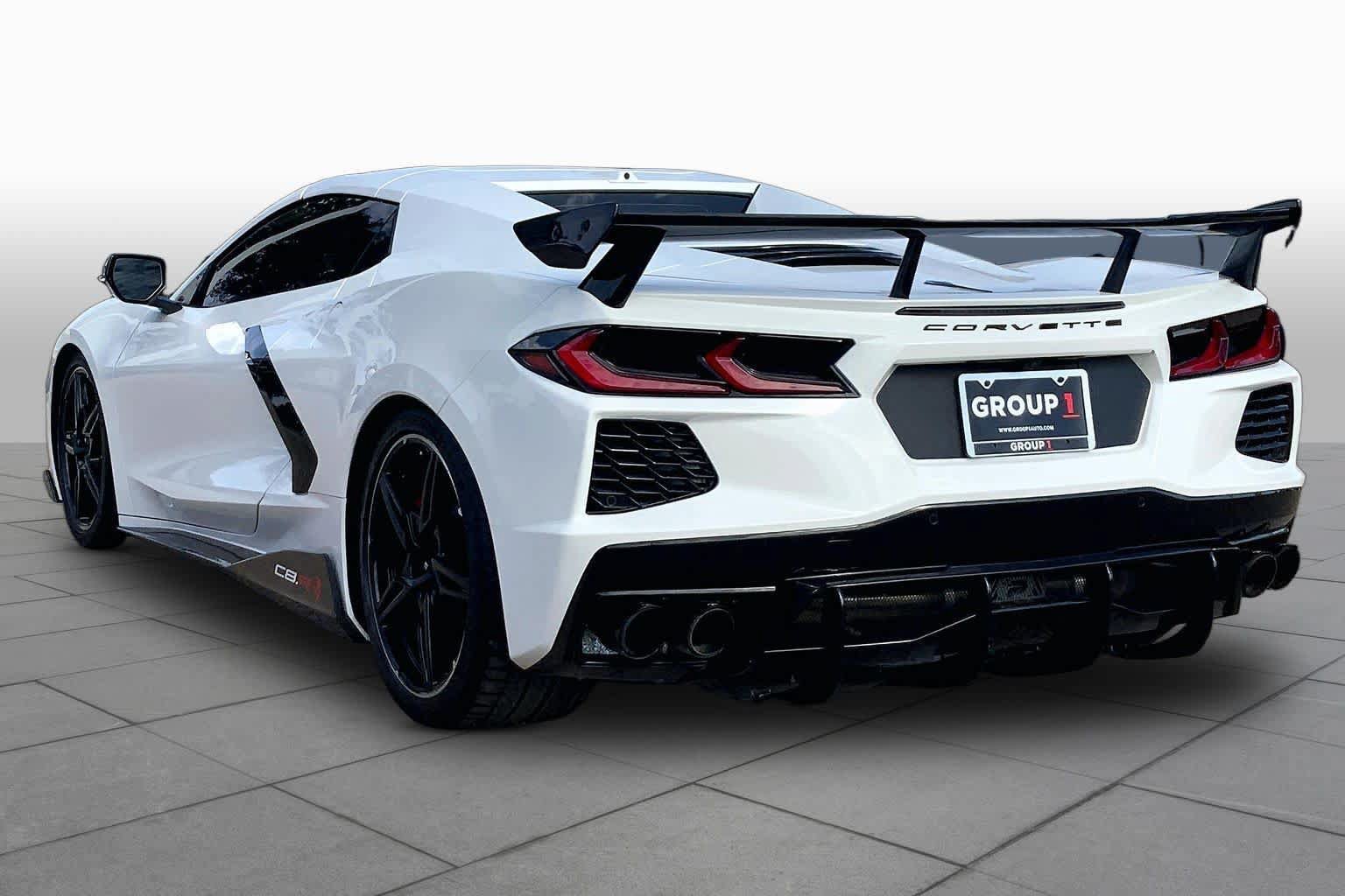 Used 2022 Chevrolet Corvette Stingray Preferred Conv w/ Z51 Performance Package RWD image 12