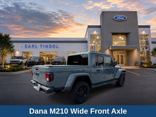 Used 2024 Jeep Gladiator Sport AWD/4WD image 8