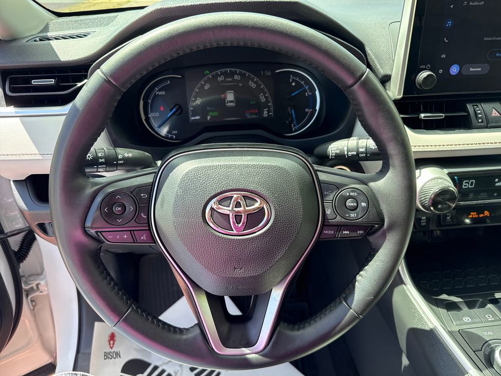 Used 2025 Toyota RAV4 XLE Premium w/ Weather Package AWD/4WD image 20