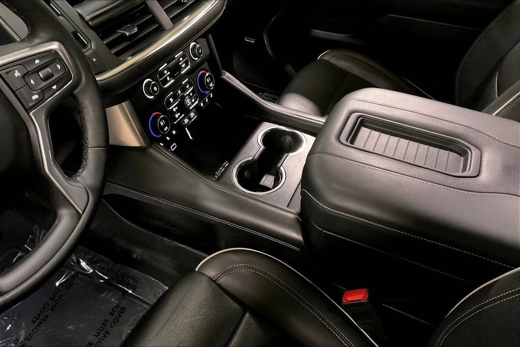 Used 2023 Chevrolet Suburban Premier image 15
