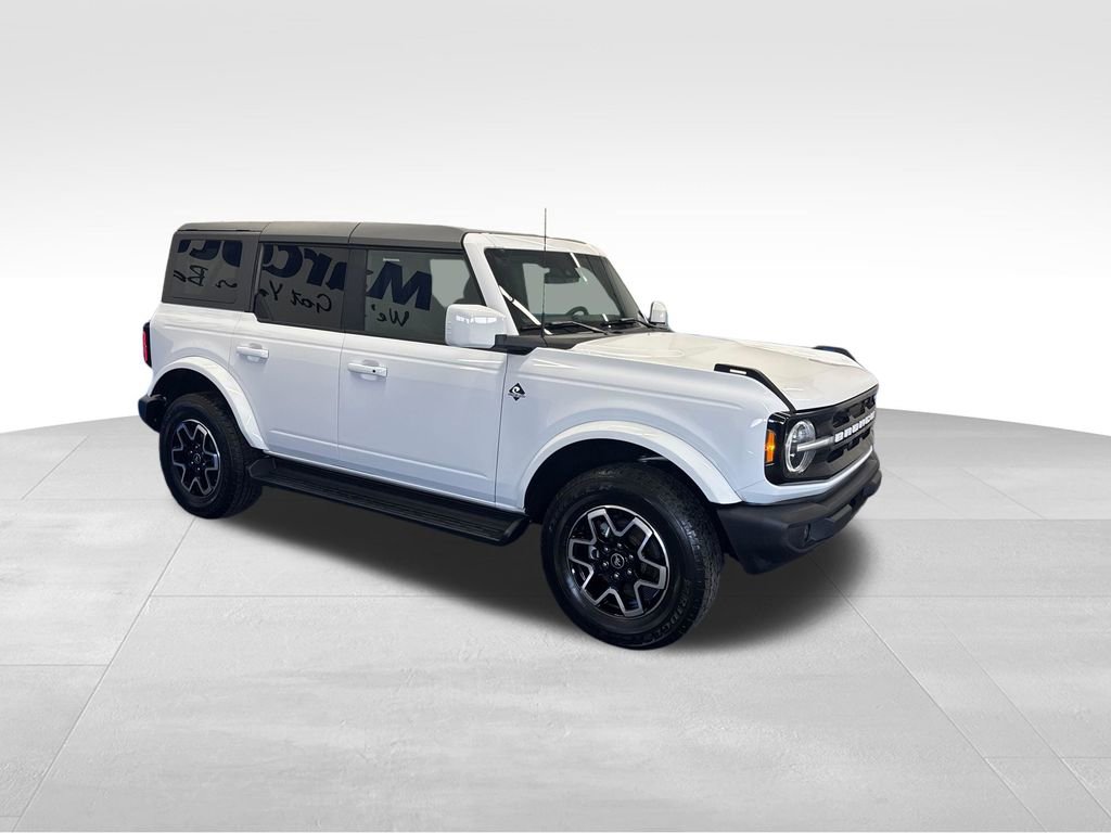 Certified 2025 Ford Bronco Outer Banks AWD/4WD image 9