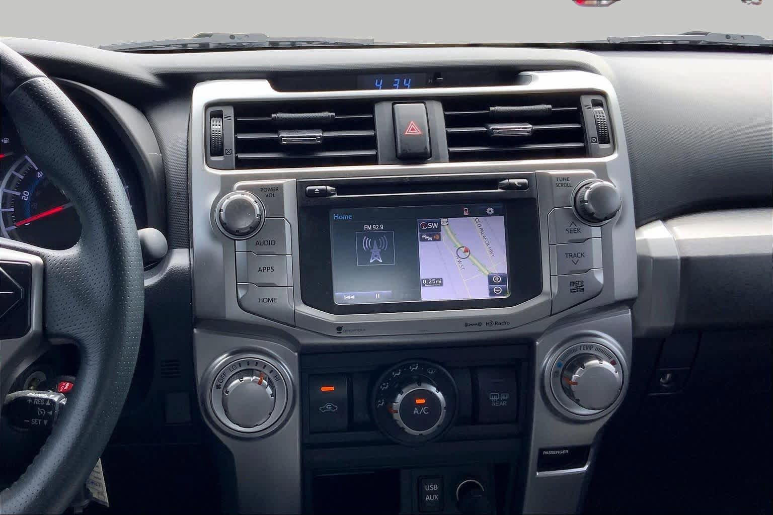 Used 2019 Toyota 4Runner SR5 AWD/4WD image 7