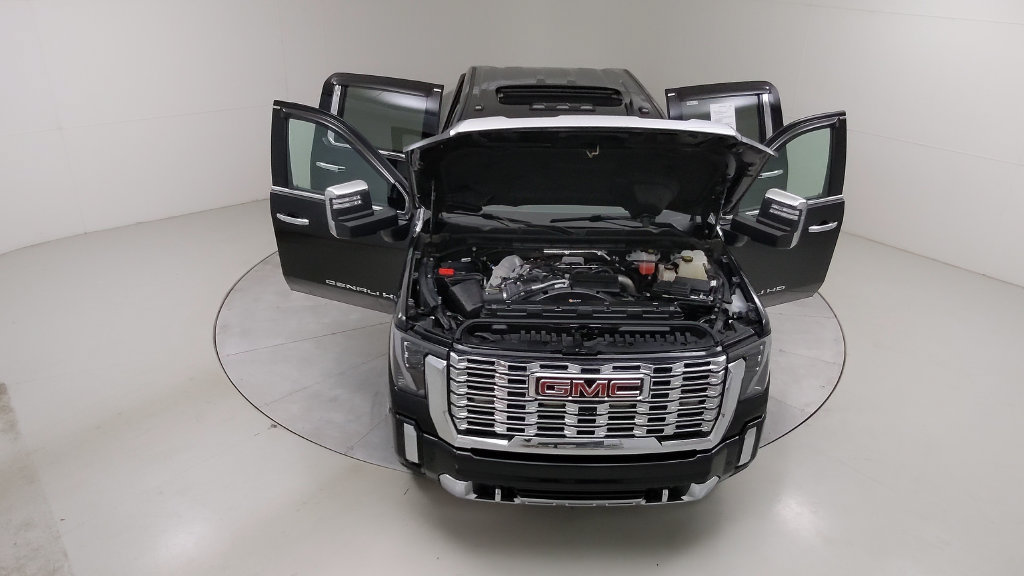 Used 2024 GMC Sierra 3500 Denali w/ Denali Reserve Package AWD/4WD image 47