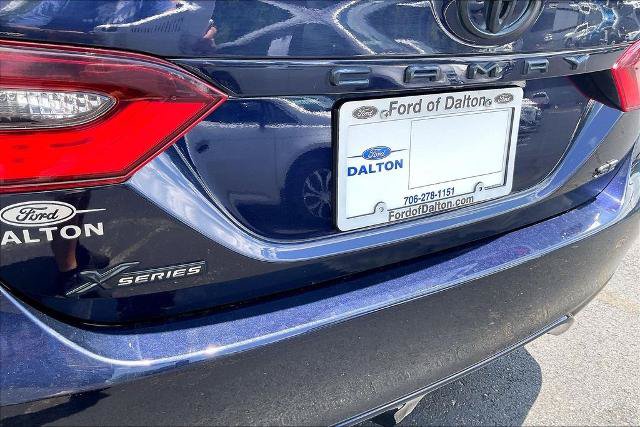 Used 2022 Toyota Camry SE FWD image 8
