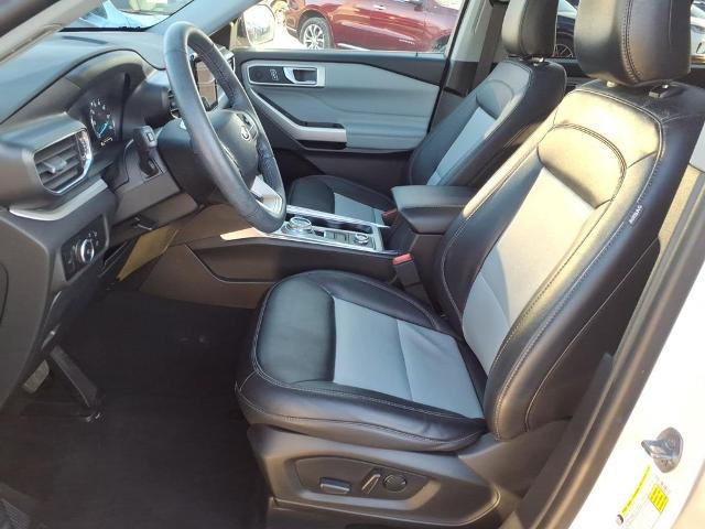 Certified 2023 Ford Explorer XLT w/ Equipment Group 202A image 8
