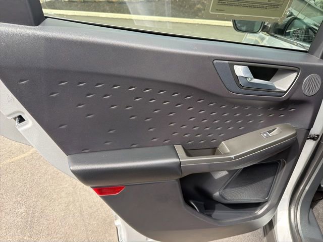 Certified 2020 Ford Escape Titanium image 28