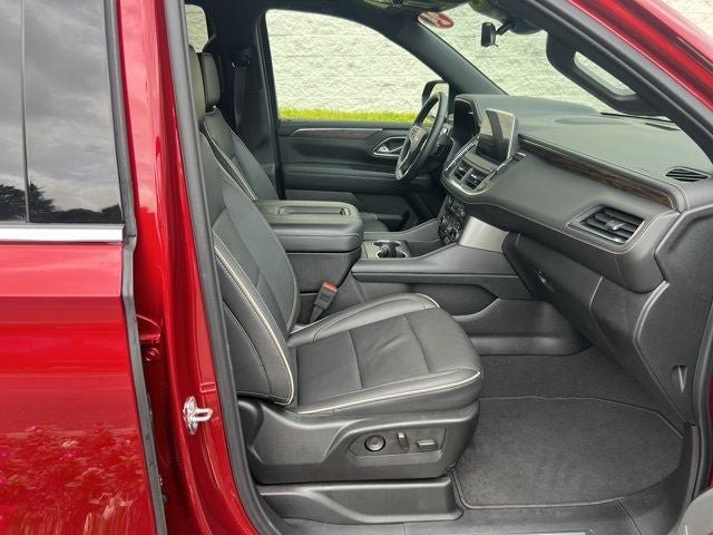 Used 2024 Chevrolet Tahoe Premier AWD/4WD image 22