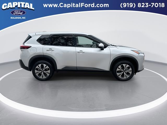 Used 2021 Nissan Rogue SV image 7