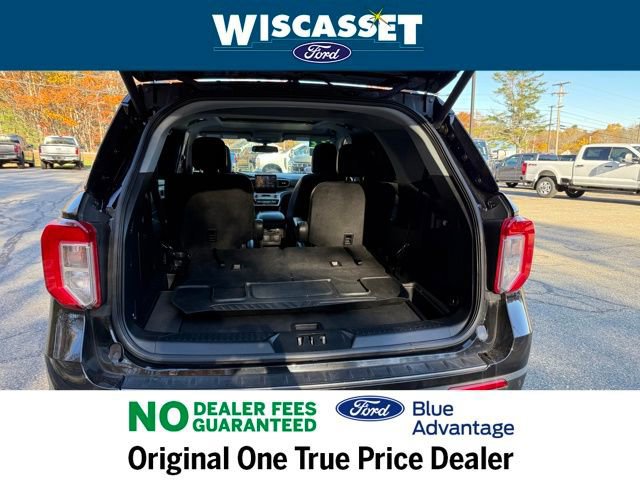 Certified 2022 Ford Explorer XLT w/ Equipment Group 202A image 17