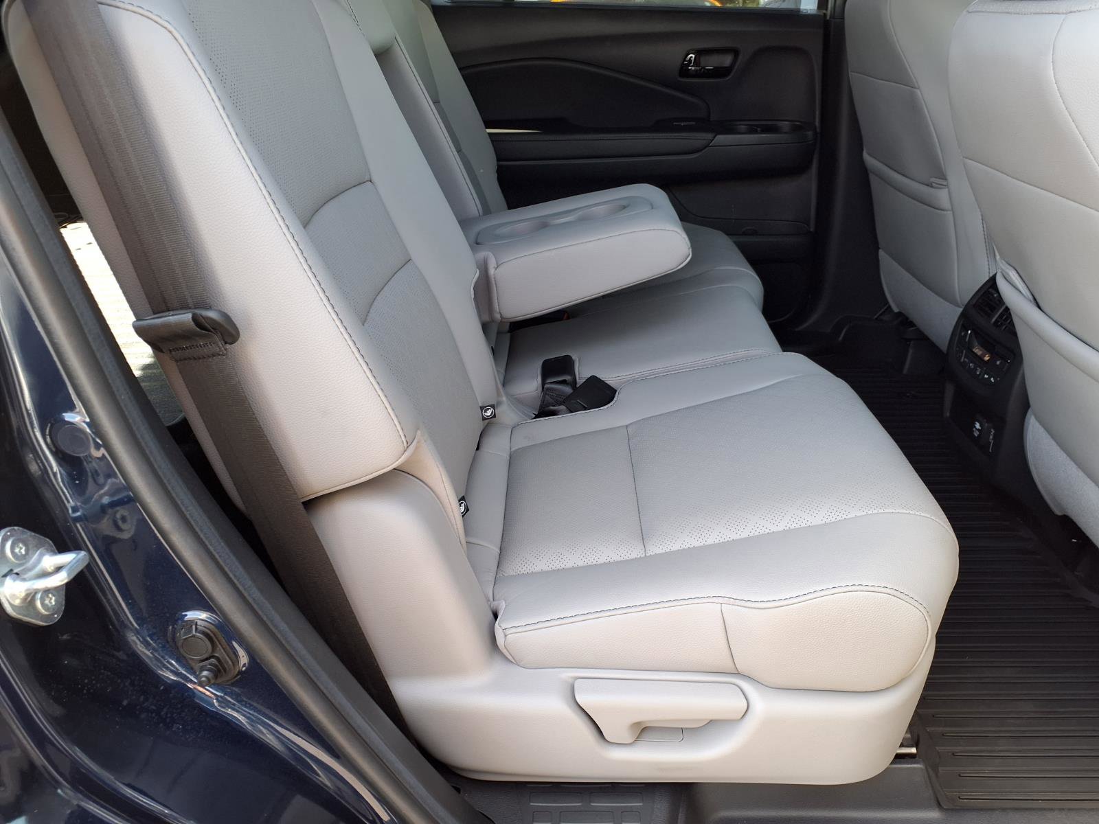 Used 2022 Honda Passport Elite image 14
