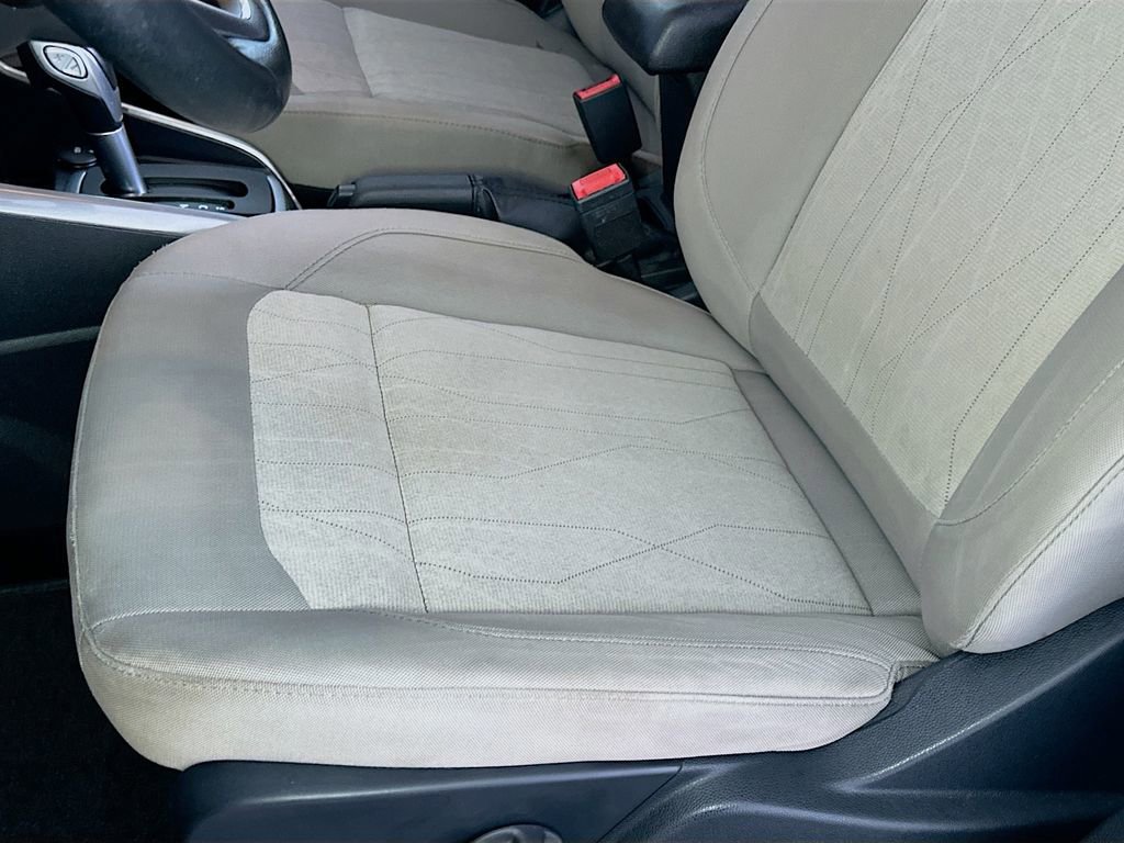 Certified 2018 Ford EcoSport SE image 21