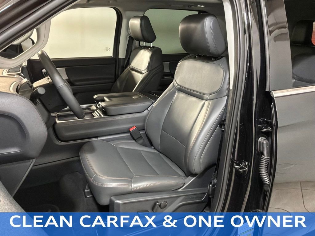 Certified 2025 Ford Expedition Active AWD/4WD image 4