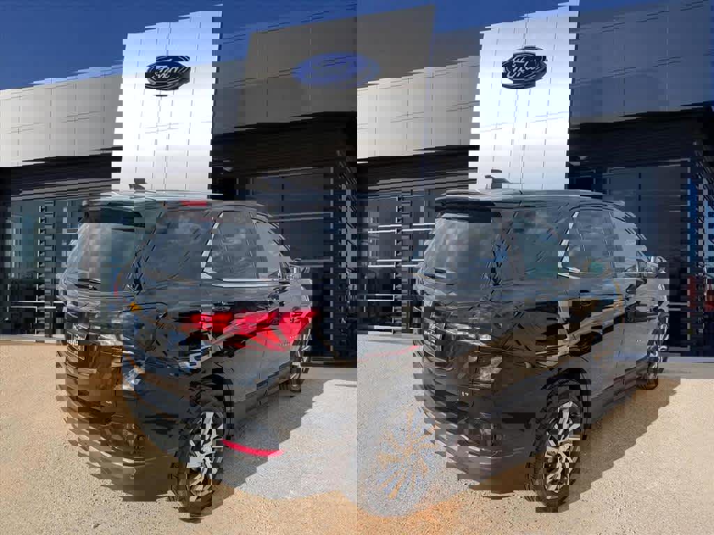 Used 2022 Chevrolet Equinox LT image 2