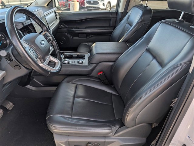 Certified 2024 Ford Expedition XLT image 10