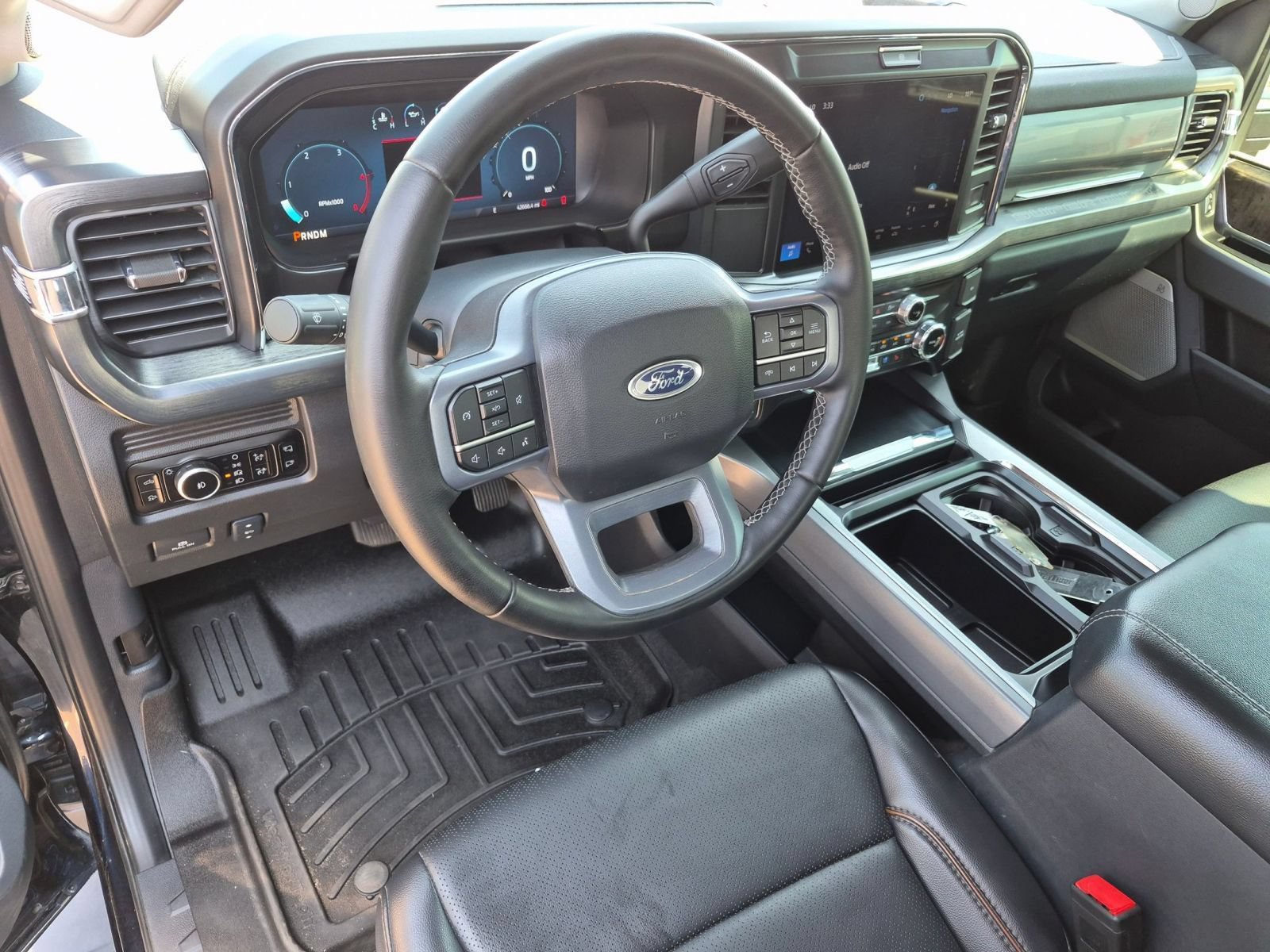 Certified 2025 Ford F250 Lariat w/ Black Appearance Package AWD/4WD image 11