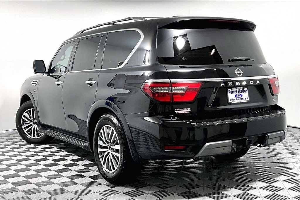 Used 2021 Nissan Armada SL w/ Captain's Chairs Package RWD image 11