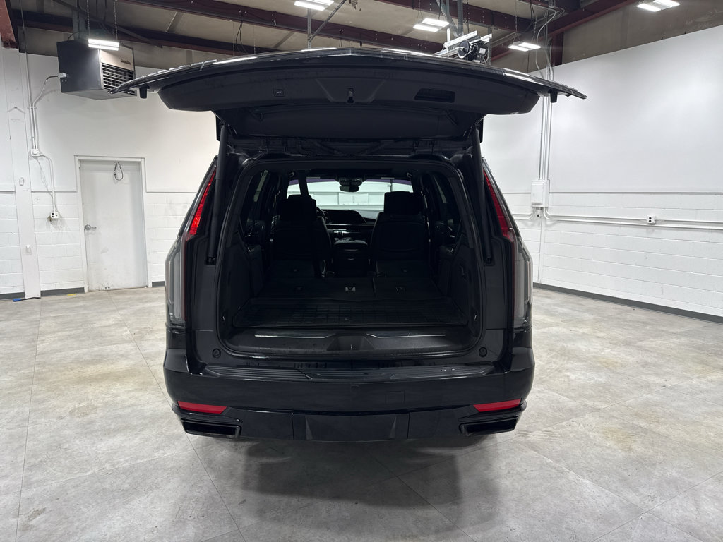 Used 2021 Cadillac Escalade Sport w/ Driver Assist Tech Package AWD/4WD image 11
