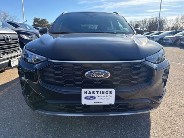 Certified 2023 Ford Escape ST-Line Elite w/ Premium Technology Package image 8