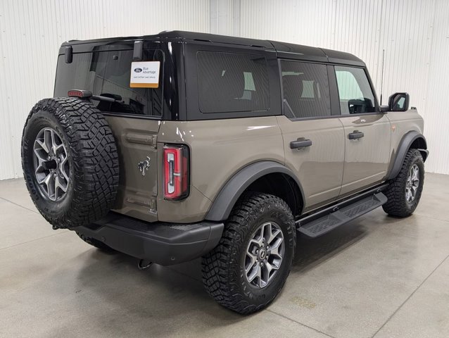 Certified 2025 Ford Bronco Badlands image 2